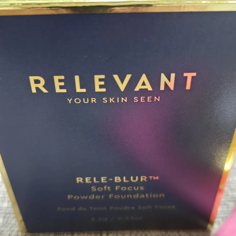 Relevant Rele-Blur Soft Focus Powder Foundation Grace 30 New‎ In Box